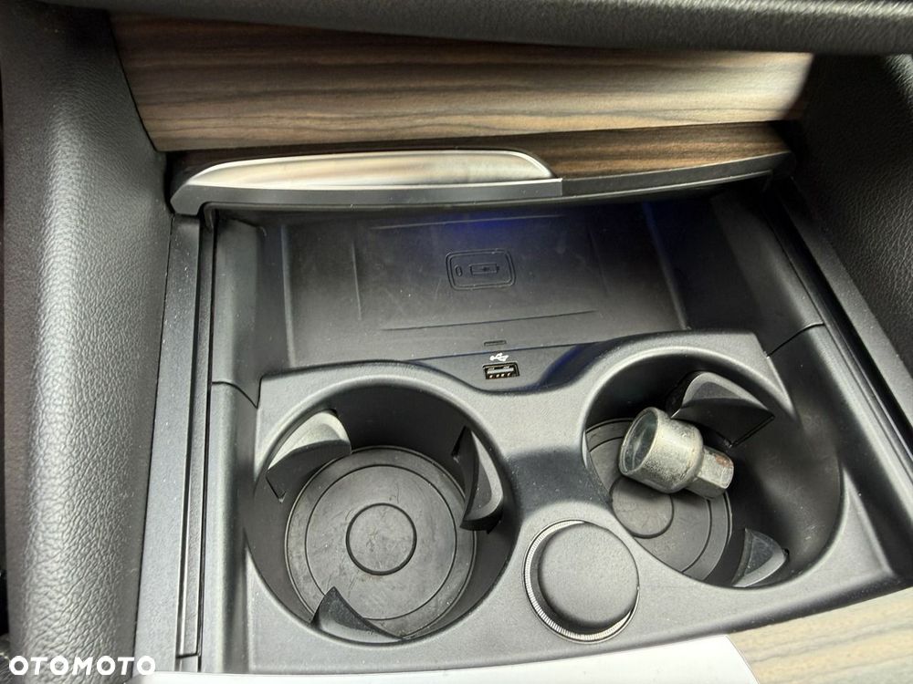BMW Seria 5 - 29