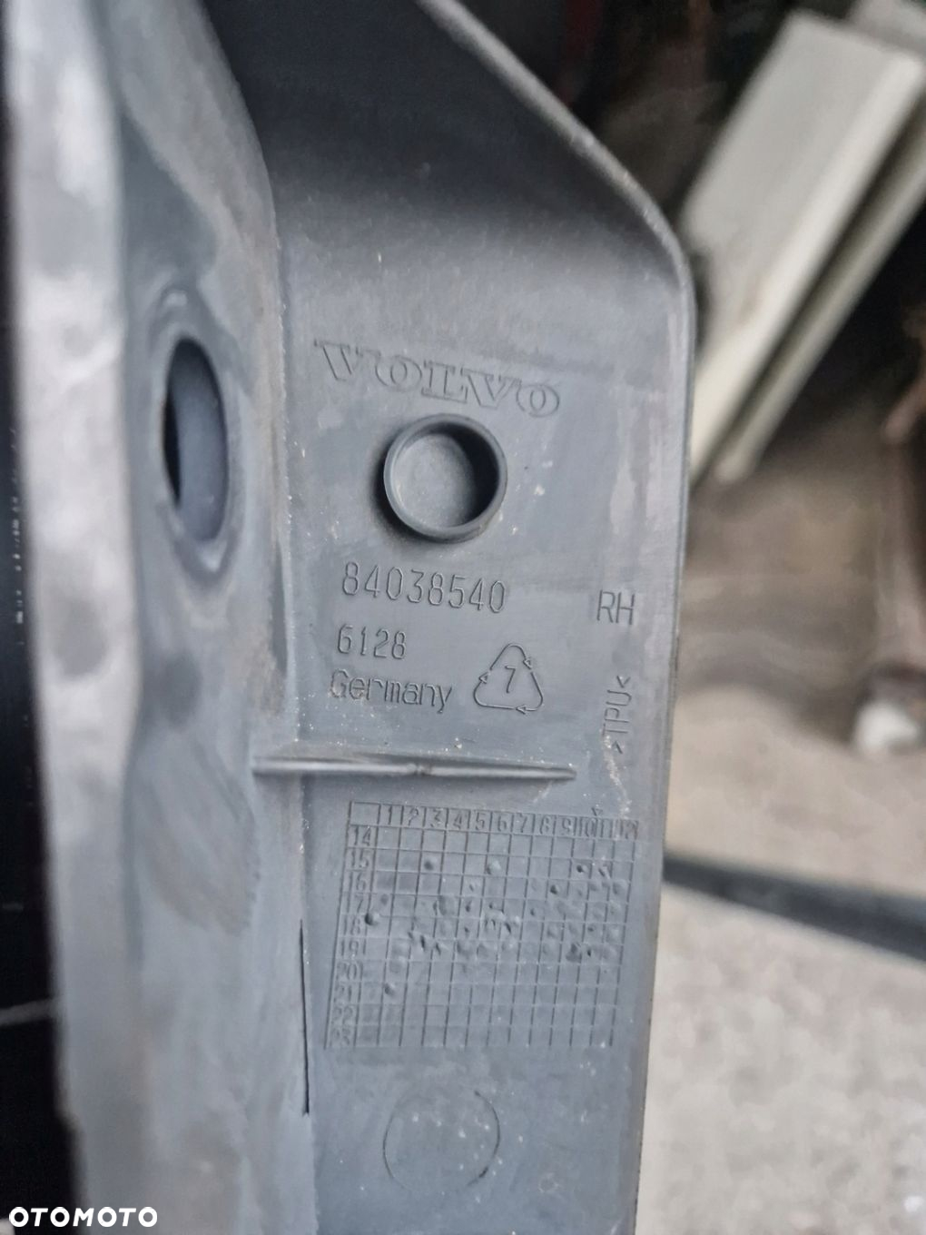 PRZEDŁUŻENIE DOKŁADKA SPOILERA VOLVO FH 4 FH 5 LIFT KOMPLET - 4