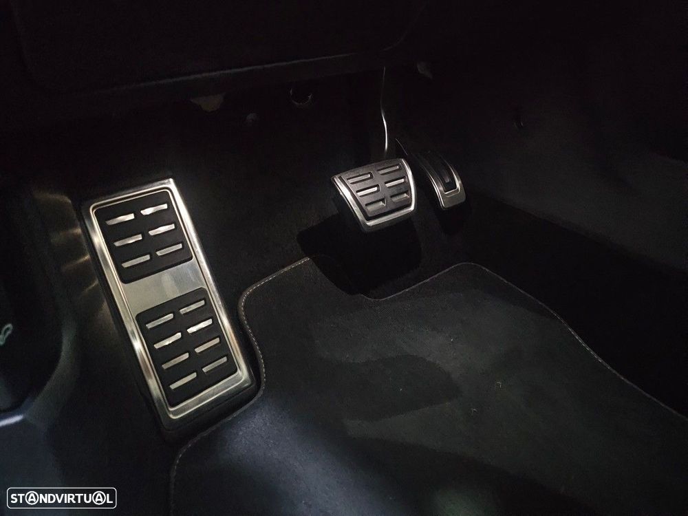 VW T-Roc 2.0 TDI R-Line DSG - 58