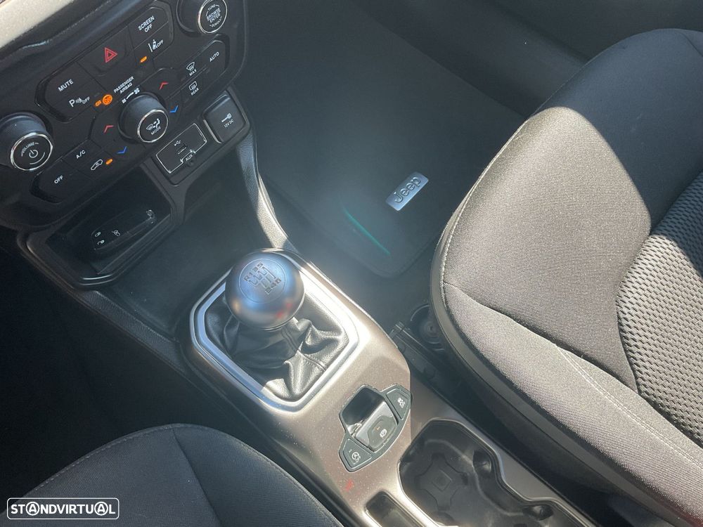 Jeep Renegade 1.6 MJD Limited - 26