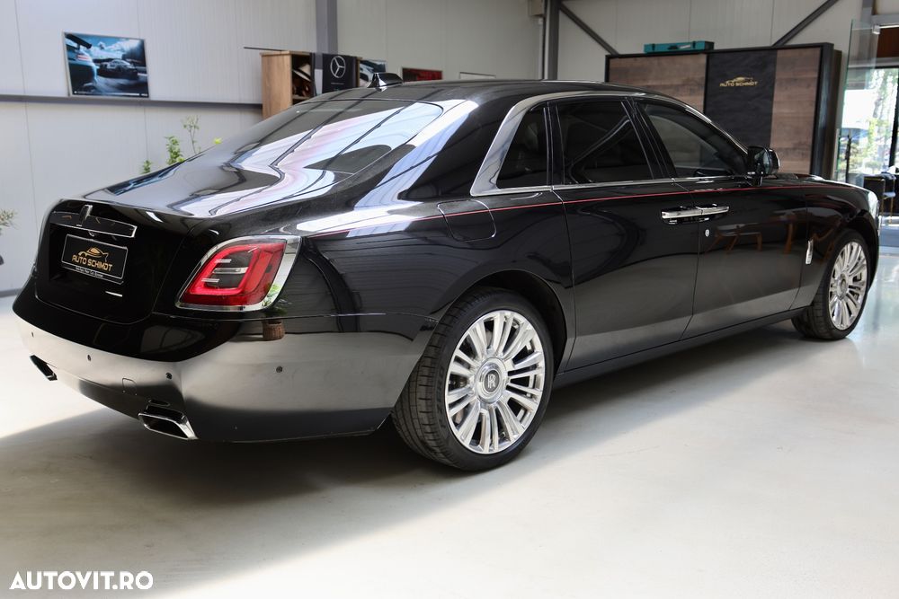 Rolls-Royce Ghost - 5