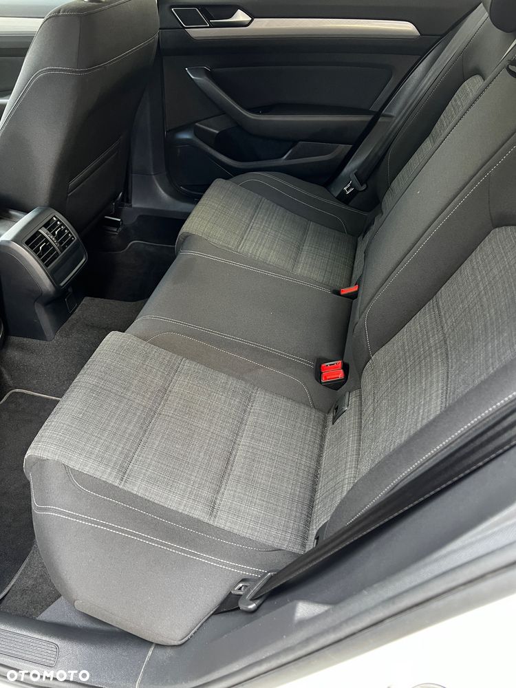 Volkswagen Passat 1.5 TSI EVO Comfortline - 13