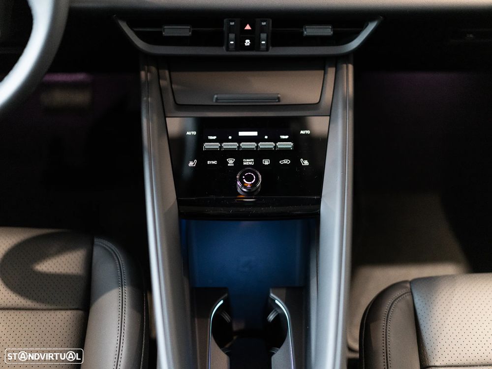 Porsche Macan Electric 4 - 45