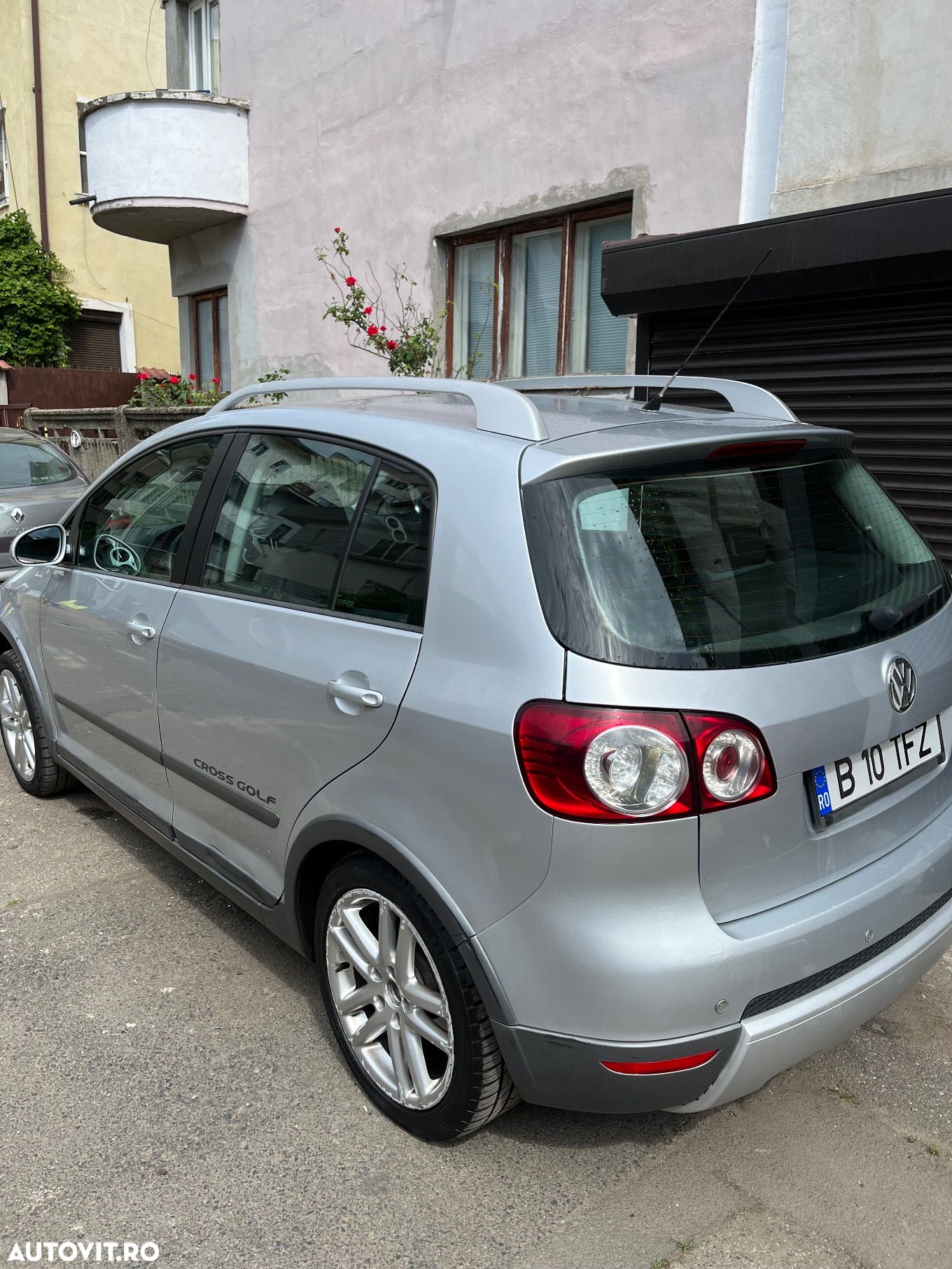 Volkswagen Golf Plus Cross 2.0 TDI DPF - 1