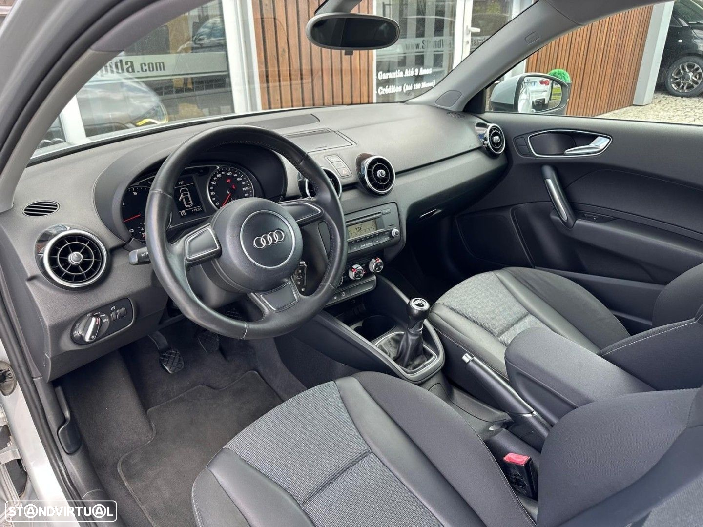 Audi A1 1.6 TDI Advance - 9