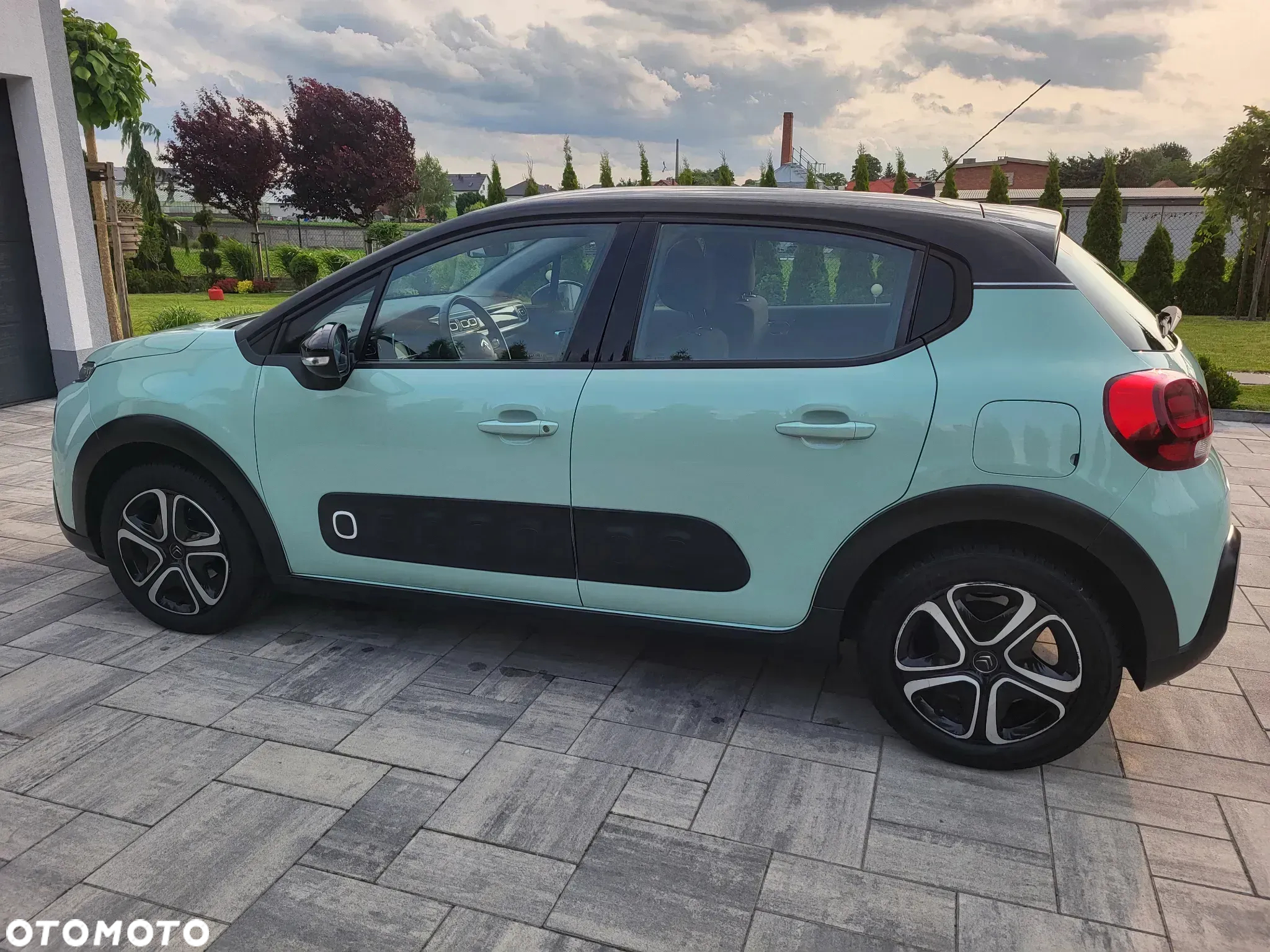 Citroën C3 1.2 PureTech Shine - 26