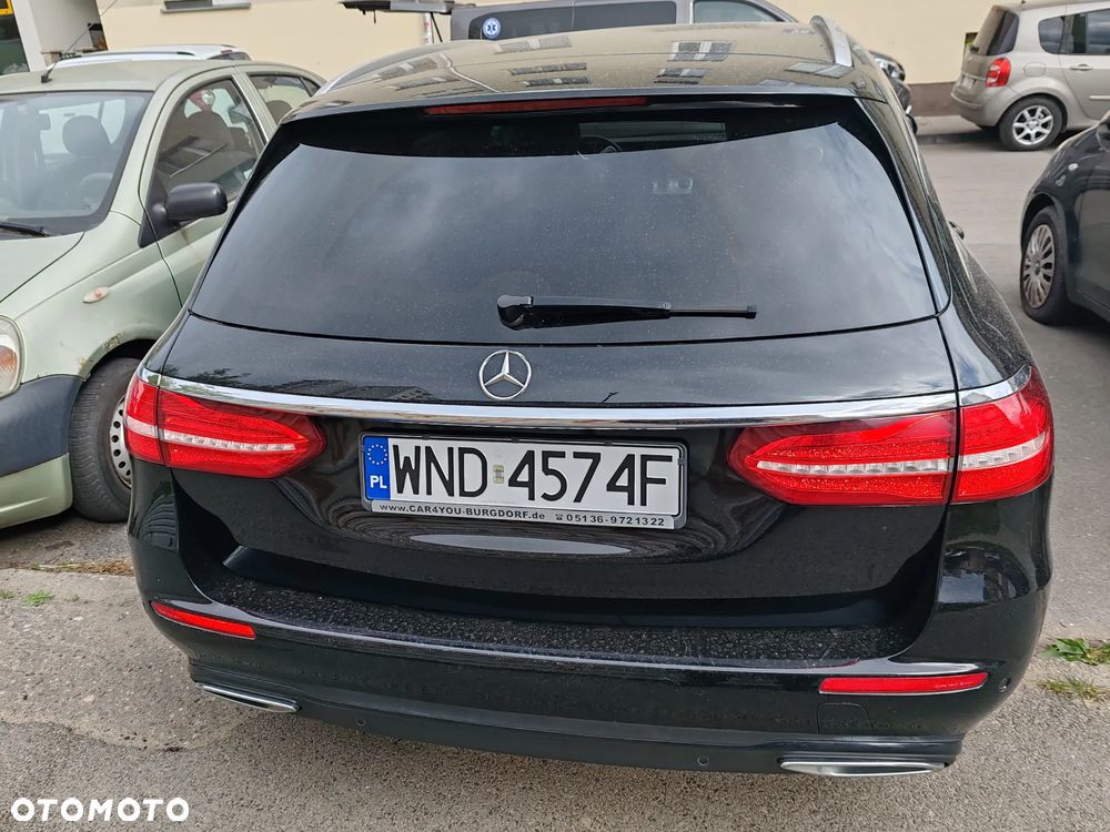 Mercedes-Benz Klasa E 220 d 9G-TRONIC Avantgarde - 4