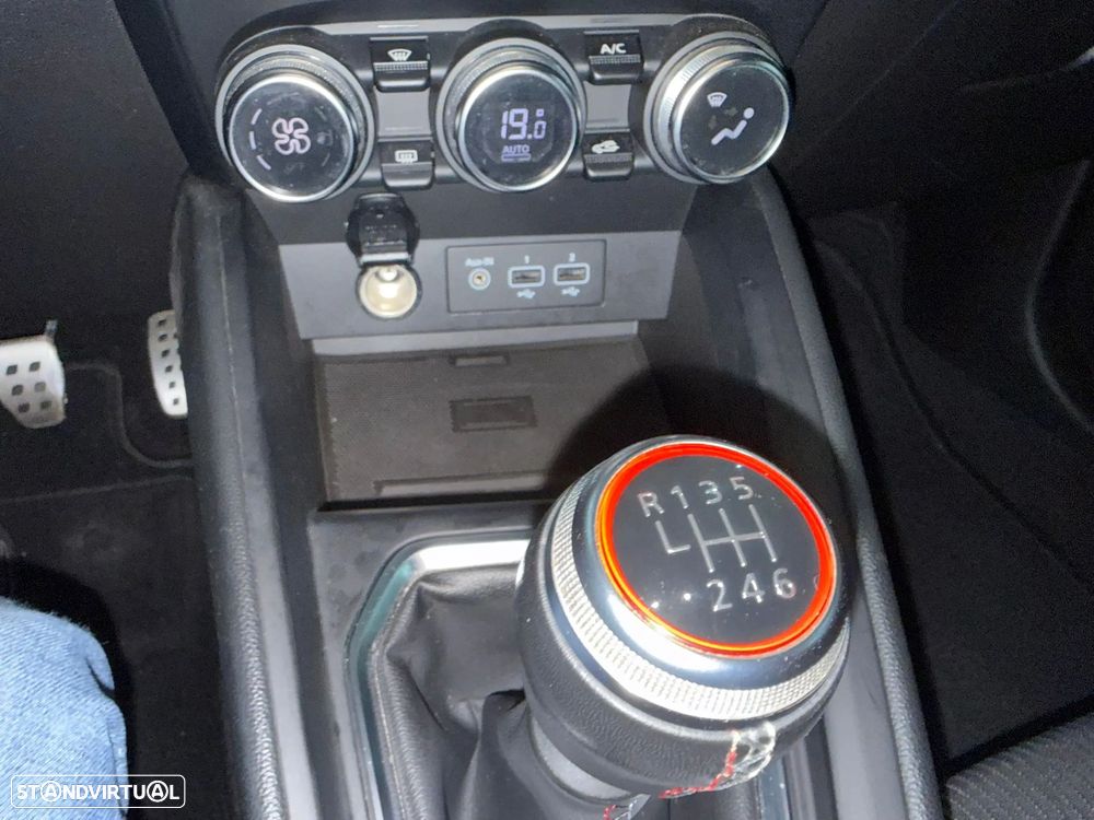 Renault Clio 1.5 Blue dCi RS Line - 35