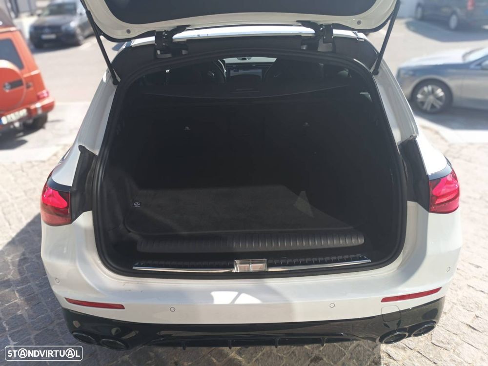 Mercedes-Benz E 53 AMG Hybrid 4Matic+ - 10