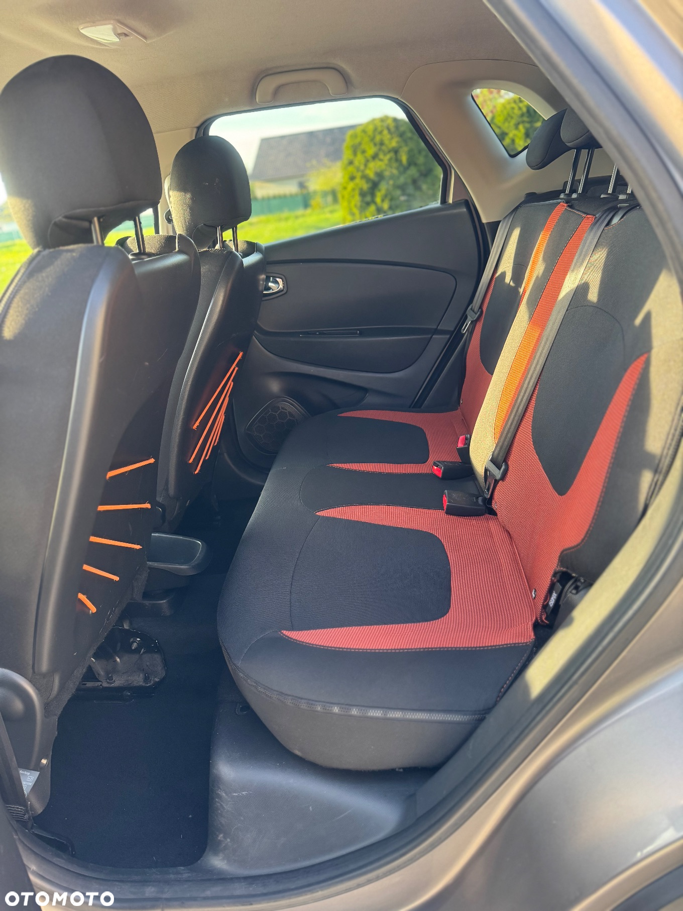Renault Captur 1.5 dCi Energy Intens - 10