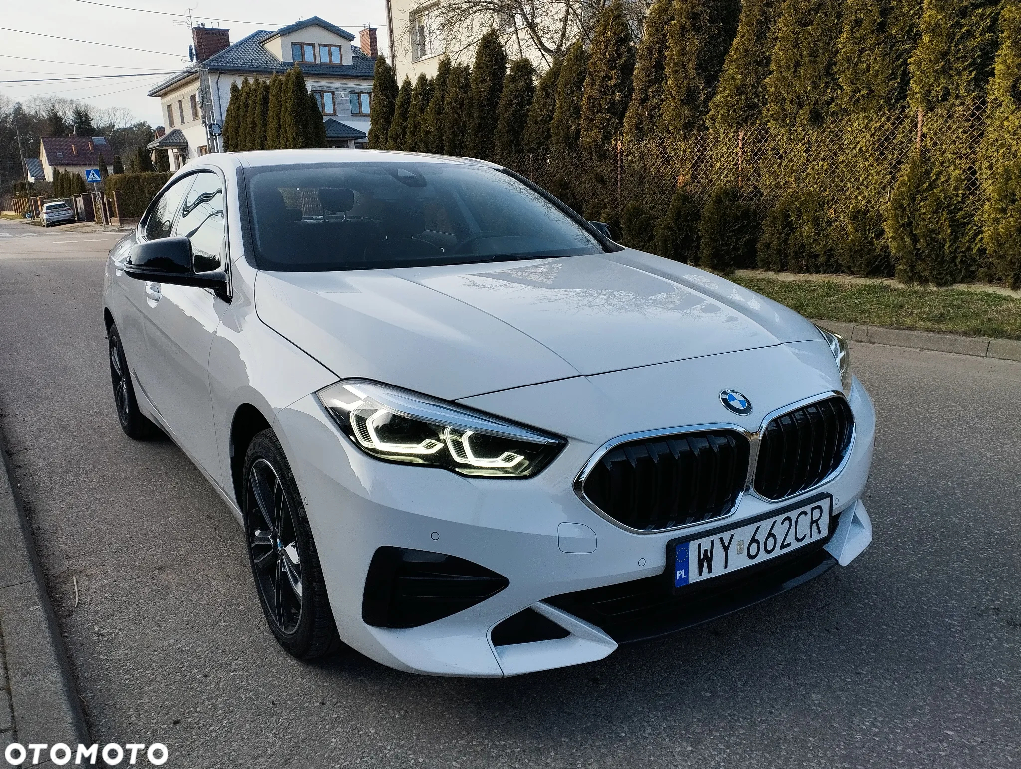BMW Seria 2 218i Sport Line - 2
