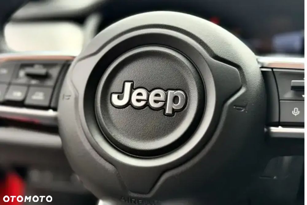 Jeep Avenger 1.2 T3 mHEV Summit FWD eDCT6 - 9