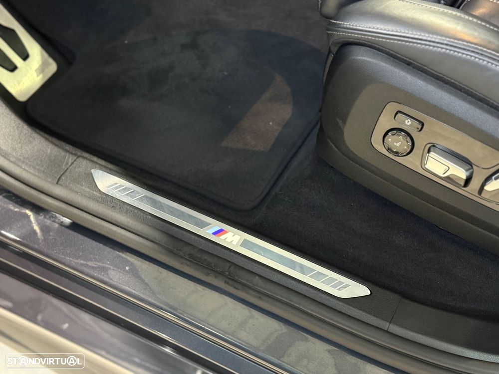 BMW X5 30 d xDrive Pack M - 22