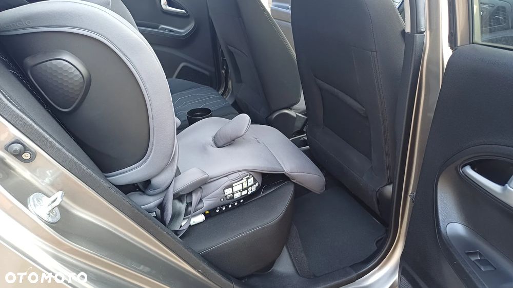 Kia Picanto - 10