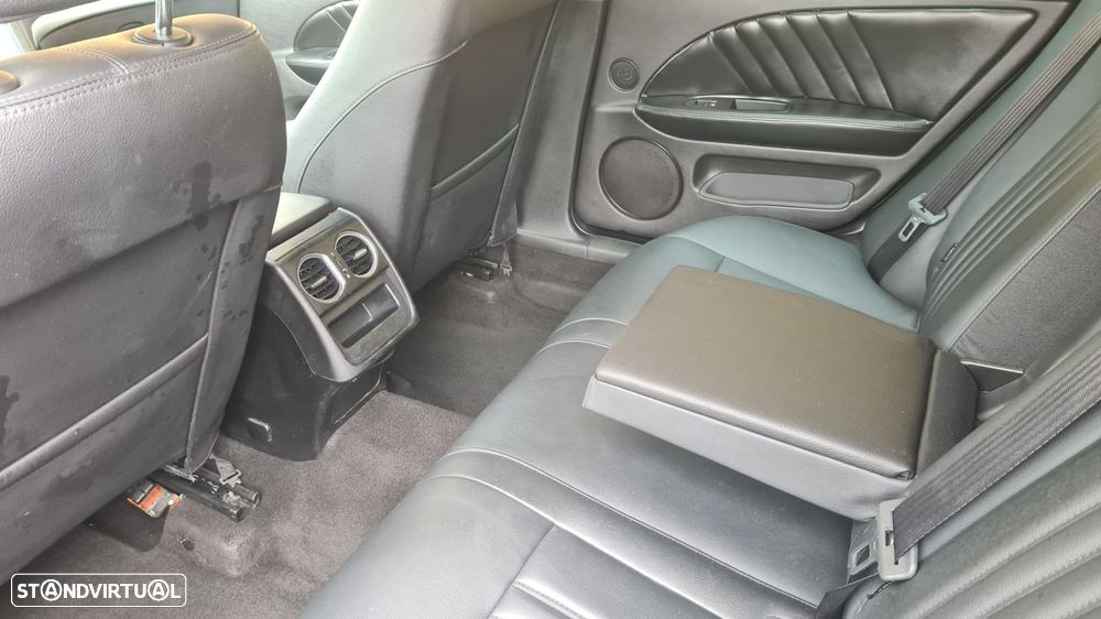 Alfa Romeo 159 Sportwagon 2.0 JTDm Distinctive P.Sport+ - 32