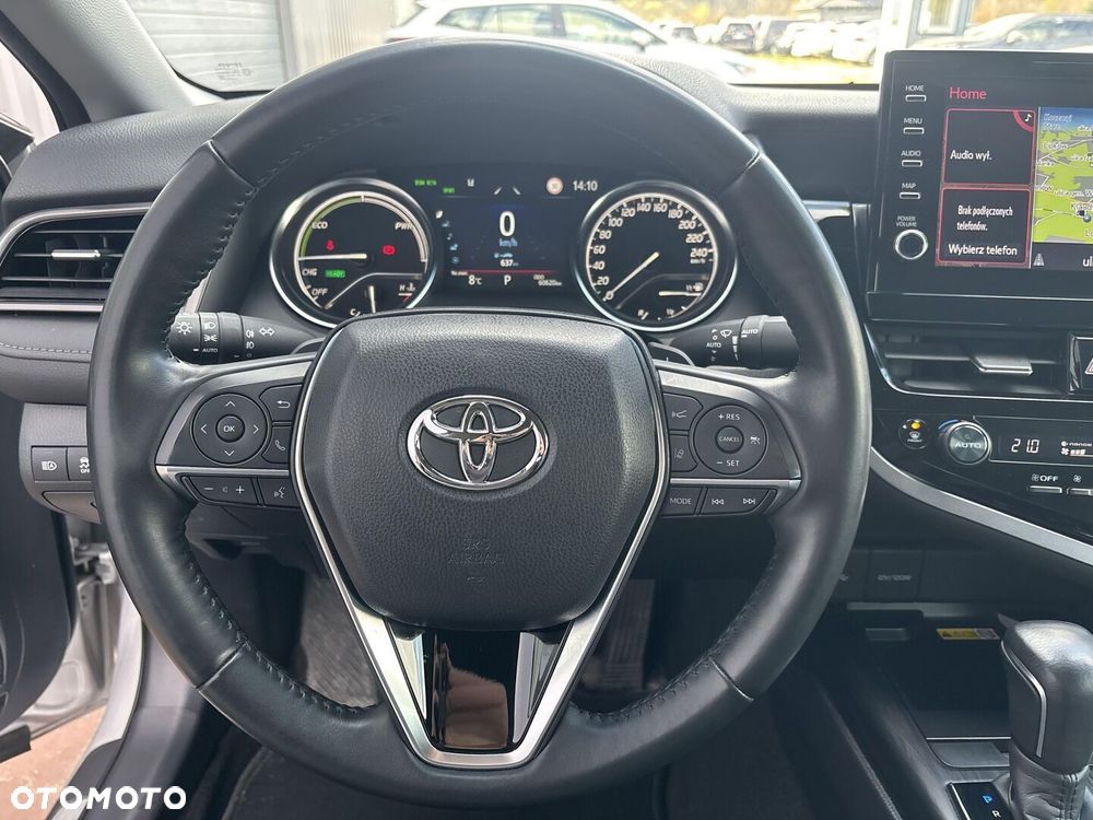 Toyota Camry 2.5 Hybrid Executive CVT - 25