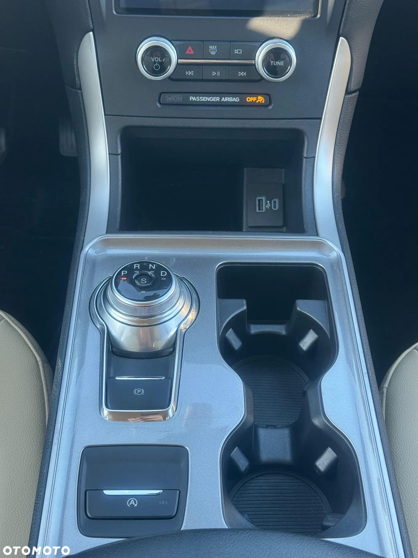 Ford Edge - 21