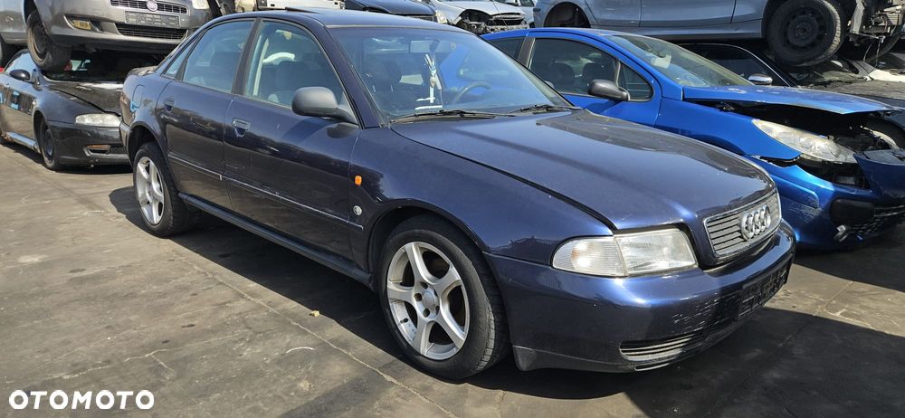AUDI A4 B5 1.6 ADP 94- 99 - BLOTNIK PRZÓD PRAWY LZ5T - 3