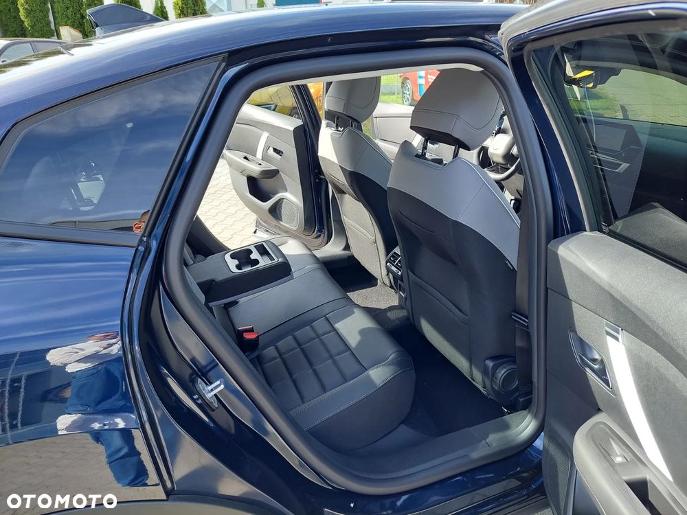 Citroën C4 1.2 mHEV Max eDCT6 - 33