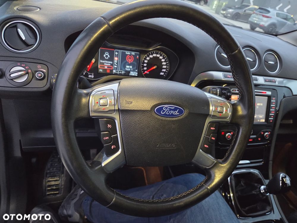 Ford S-Max 2.0 TDCi DPF Titanium X - 12