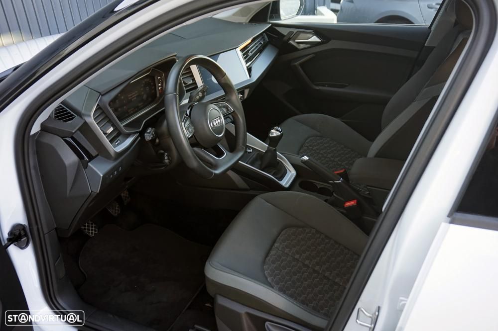Audi A1 Sportback 30 TFSI S line - 9