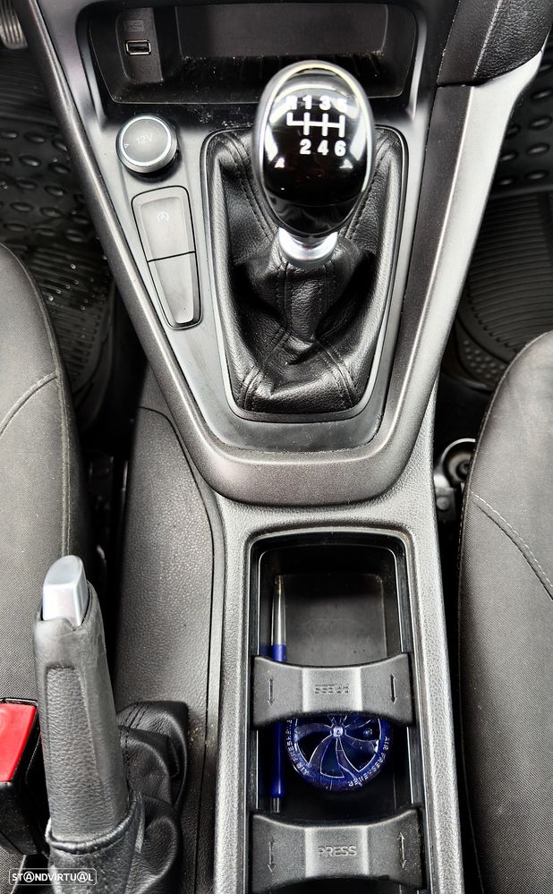 Ford Focus SW 1.5 TDCi Trend+ - 9