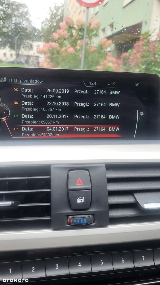 BMW Seria 3 320i Touring xDrive - 14