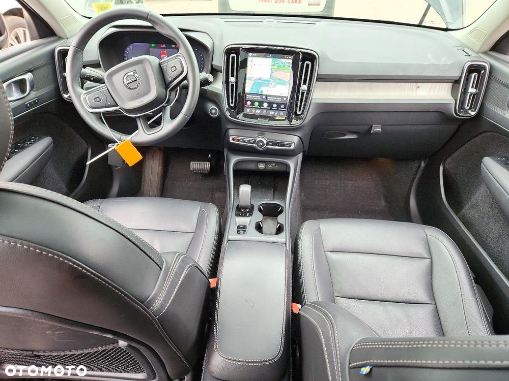 Volvo XC 40 - 9