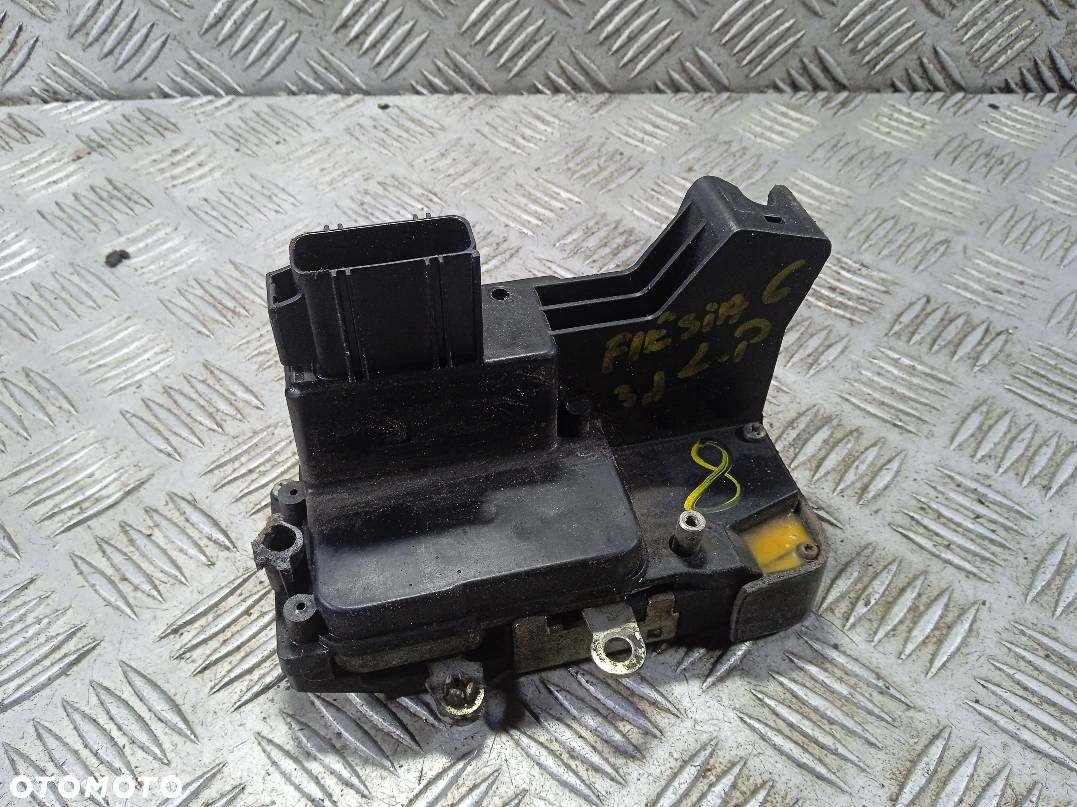 ZAMEK DRZWI LEWY PRZEDNI FORD FIESTA MK5 - 1