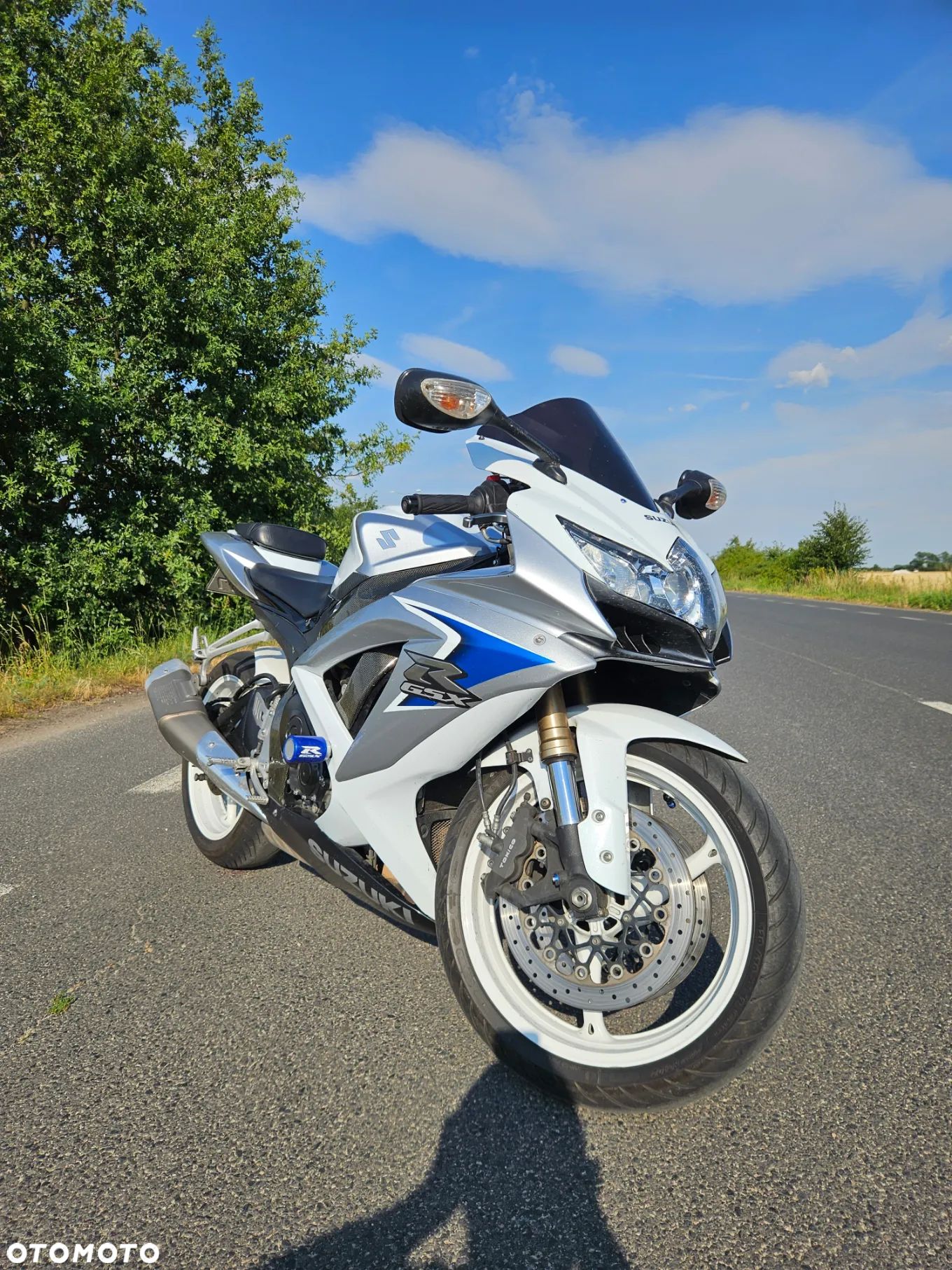 Suzuki GSX-R - 1