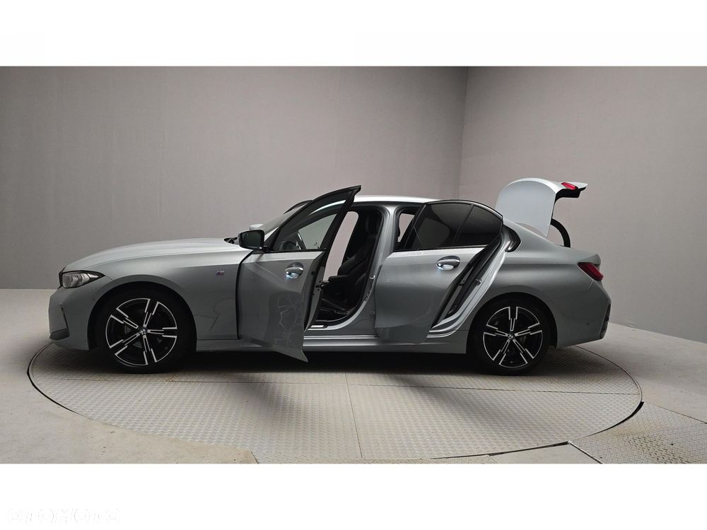 BMW Seria 3 320d xDrive M Sport - 10
