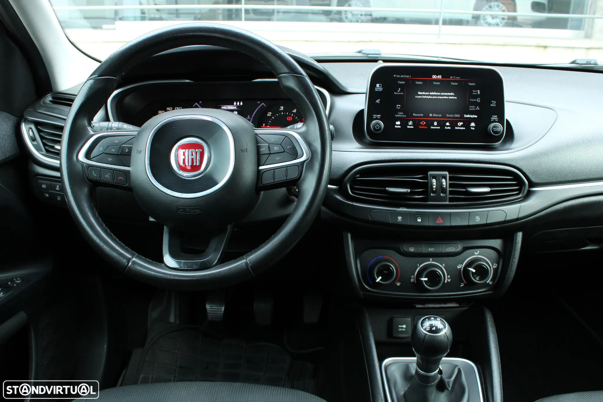 Fiat Tipo Station Wagon 1.6 M-Jet Lounge Tech J17 - 16
