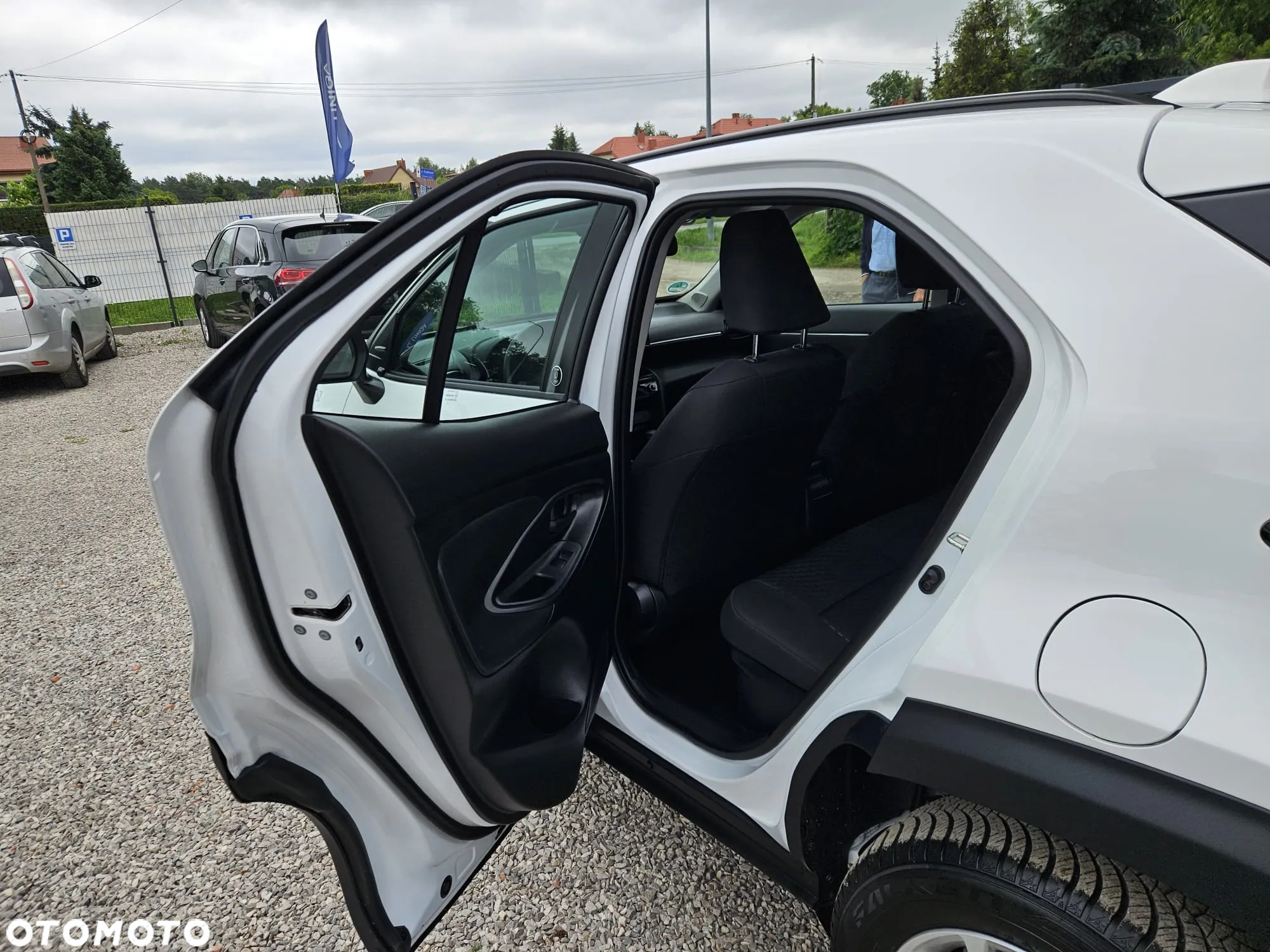Toyota Yaris Cross 1.5 Comfort CVT - 32