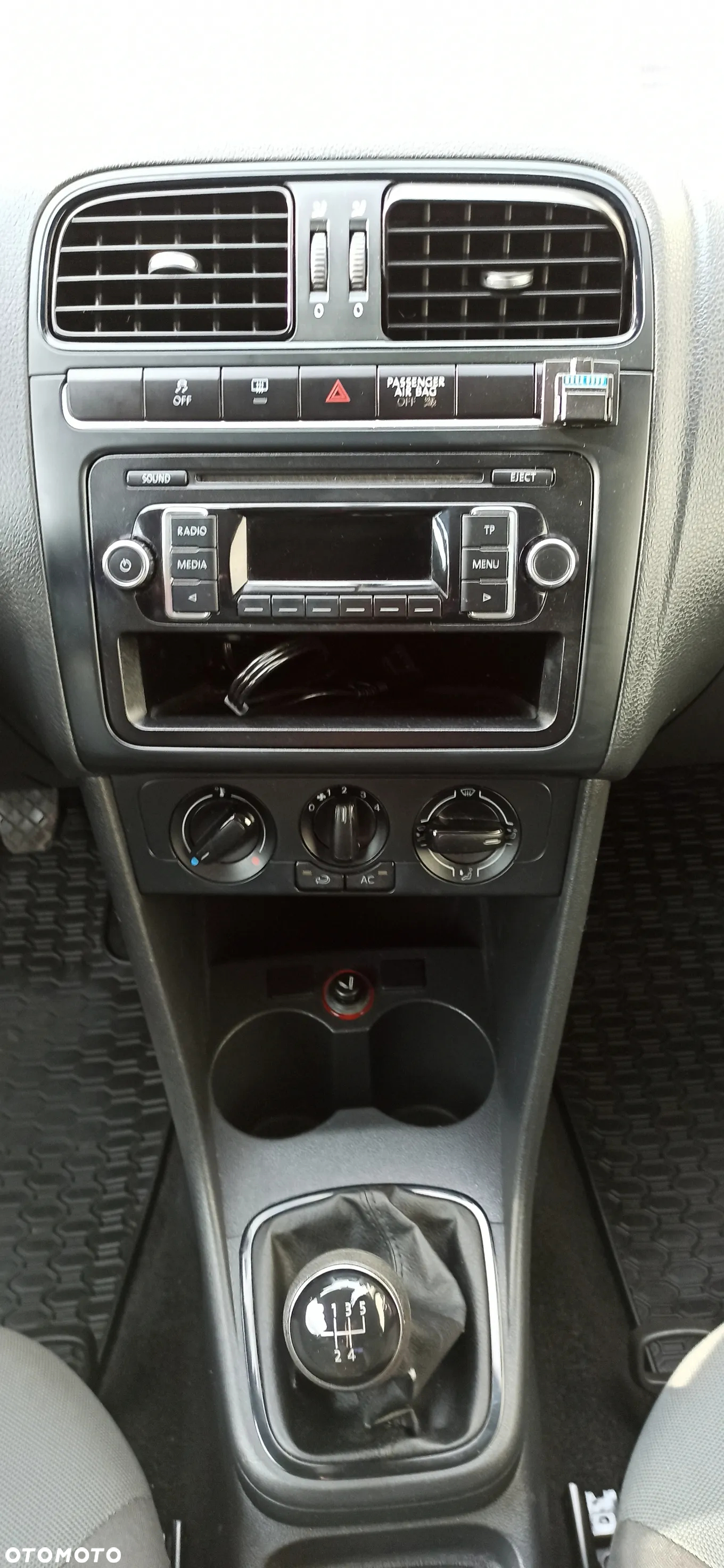 Volkswagen Polo 1.6 TDI Life - 22