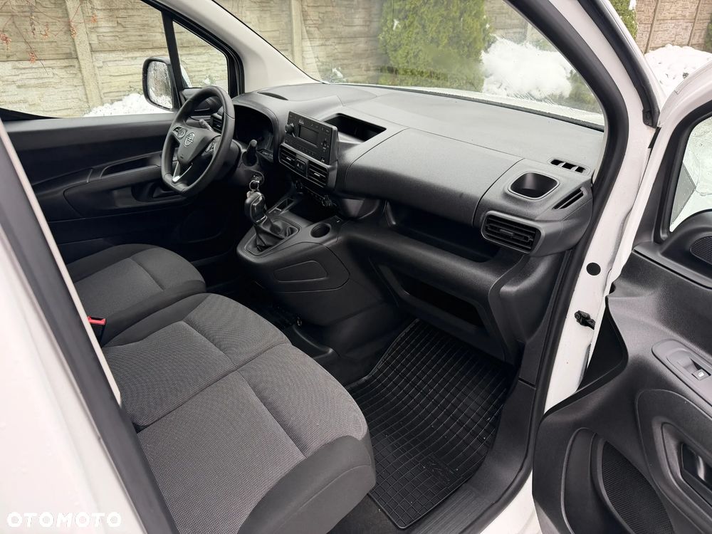 Opel COMBO XL Maxi 2020r L2 1.5 Diesel - 23