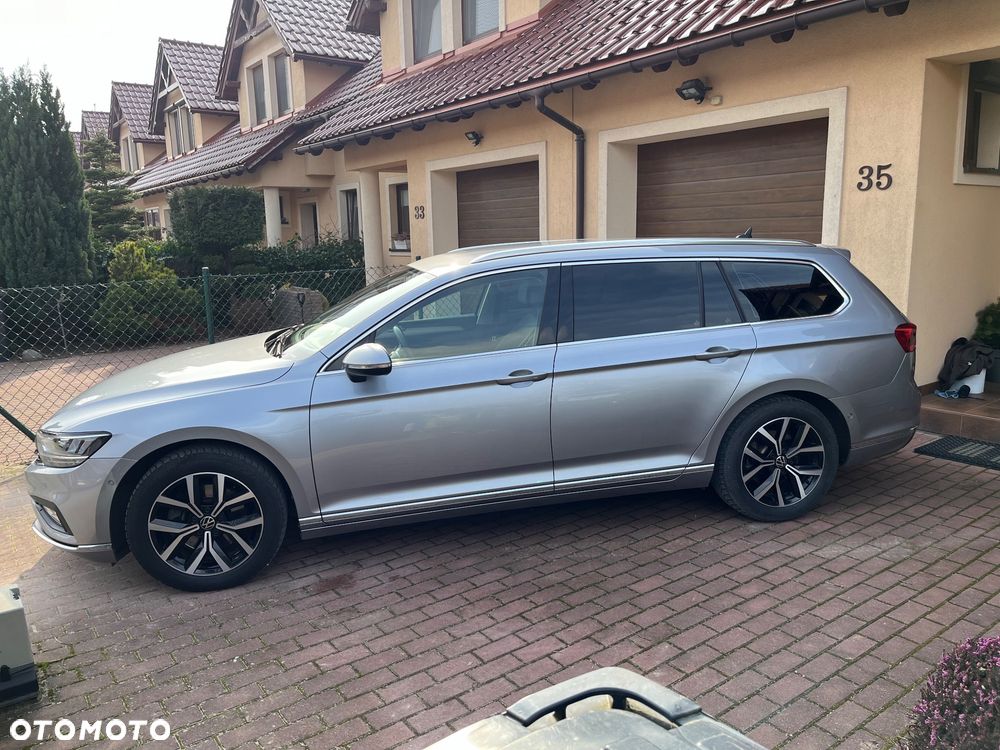 Volkswagen Passat 1.5 TSI EVO Elegance DSG - 2