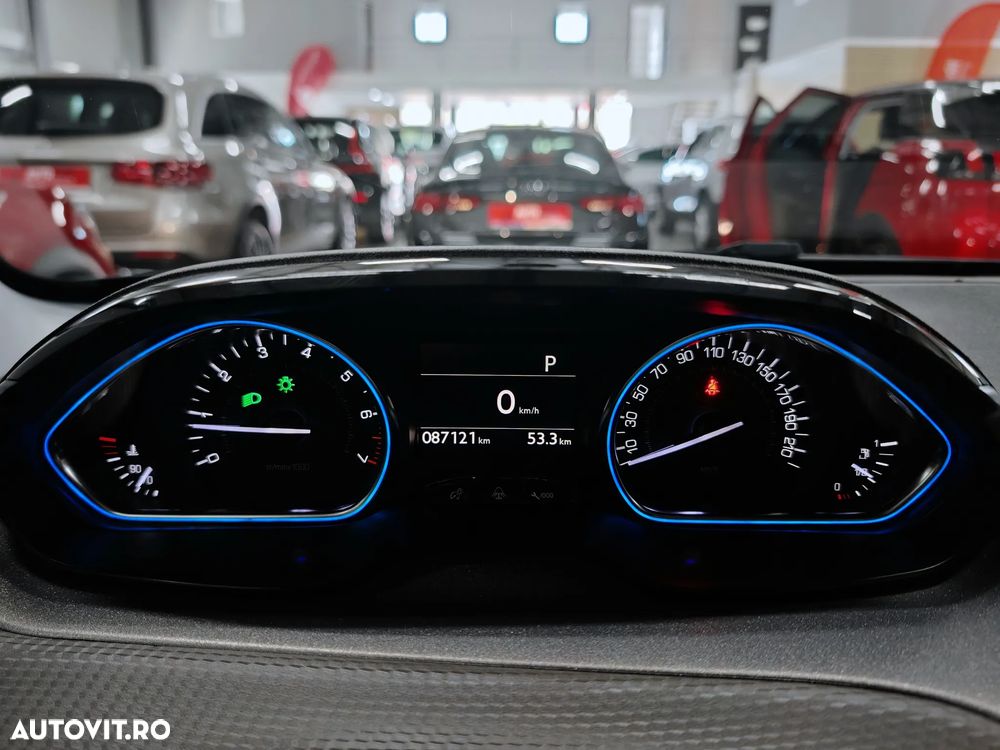 Peugeot 2008 PureTech 110 Stop&Start EAT6 Allure - 19