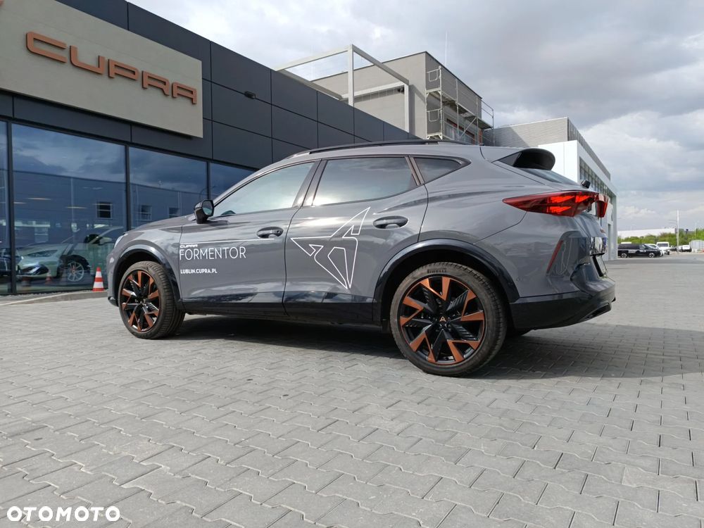 Cupra Formentor 1.5 eTSI mHEV DSG - 17
