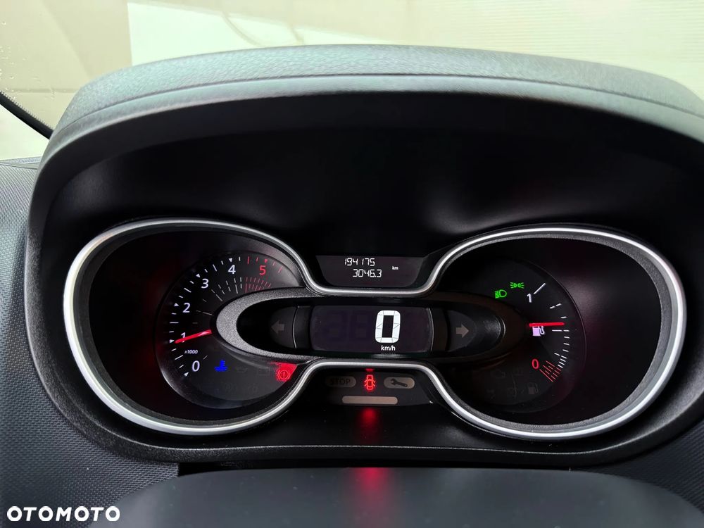 Renault Trafic Long L2H1 Maxi Furgon Blaszak Salon PL, Serwisowany, Bezwypadkowy - 17