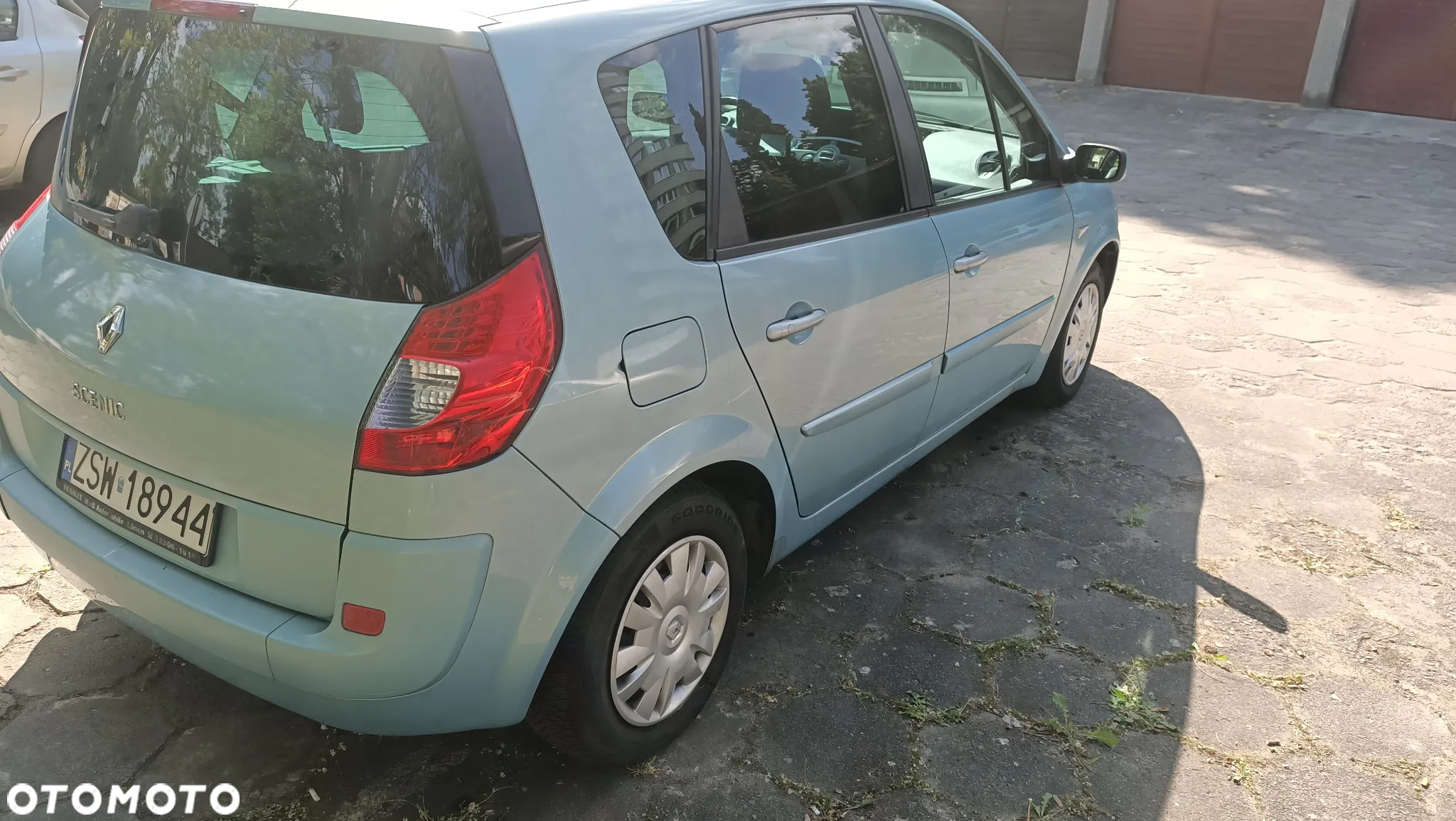 Renault Scenic 1.6 16V Authentique - 5