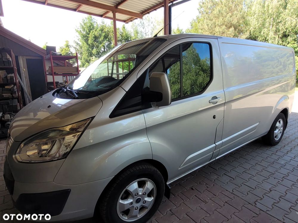 Ford TRANSIT CUSTOM - 12
