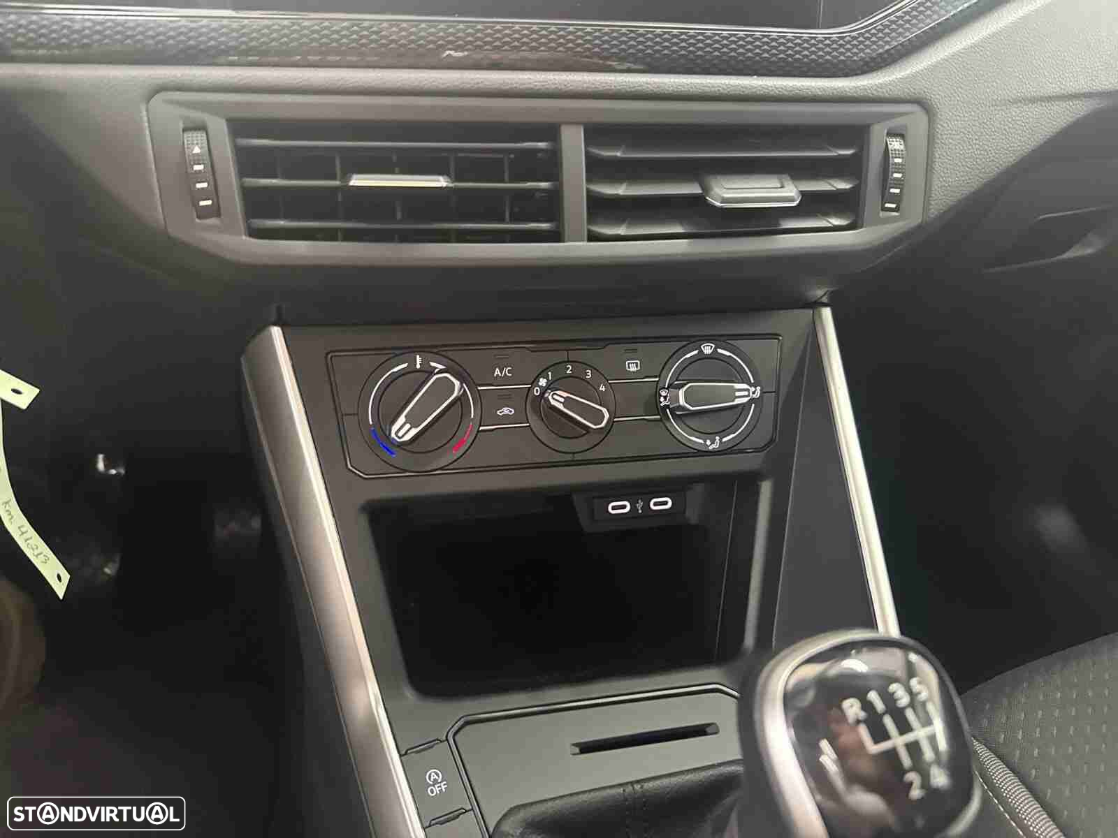 VW Polo 1.0 TSI Urban - 13