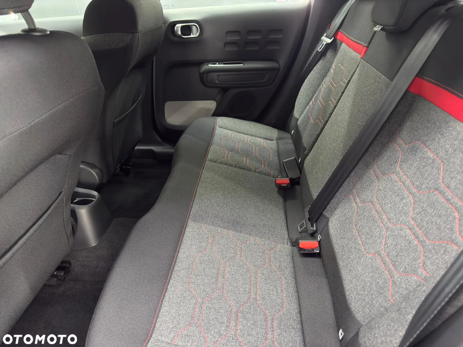 Citroën C3 1.2 PureTech Shine - 21