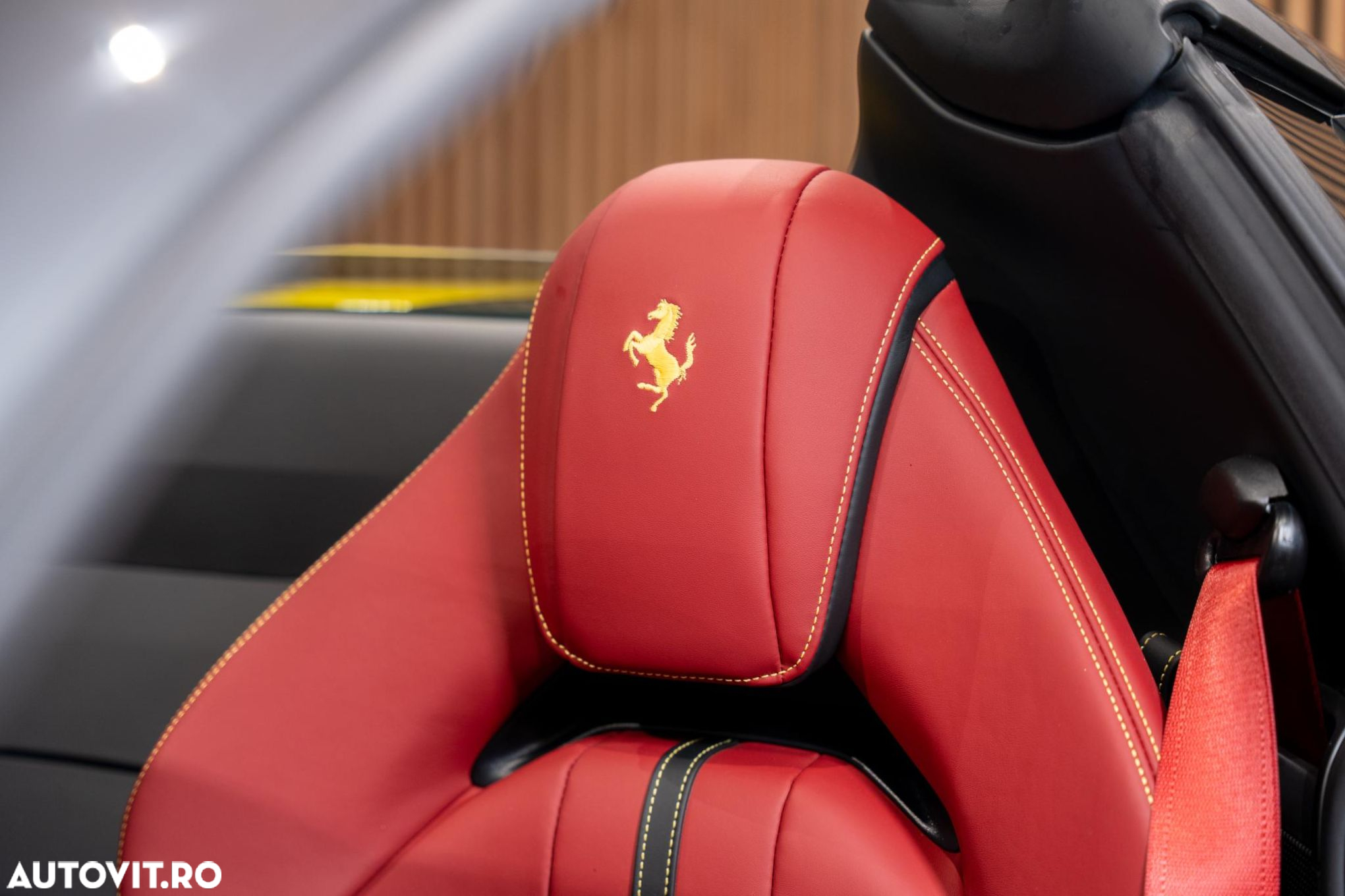 Ferrari 812 - 7