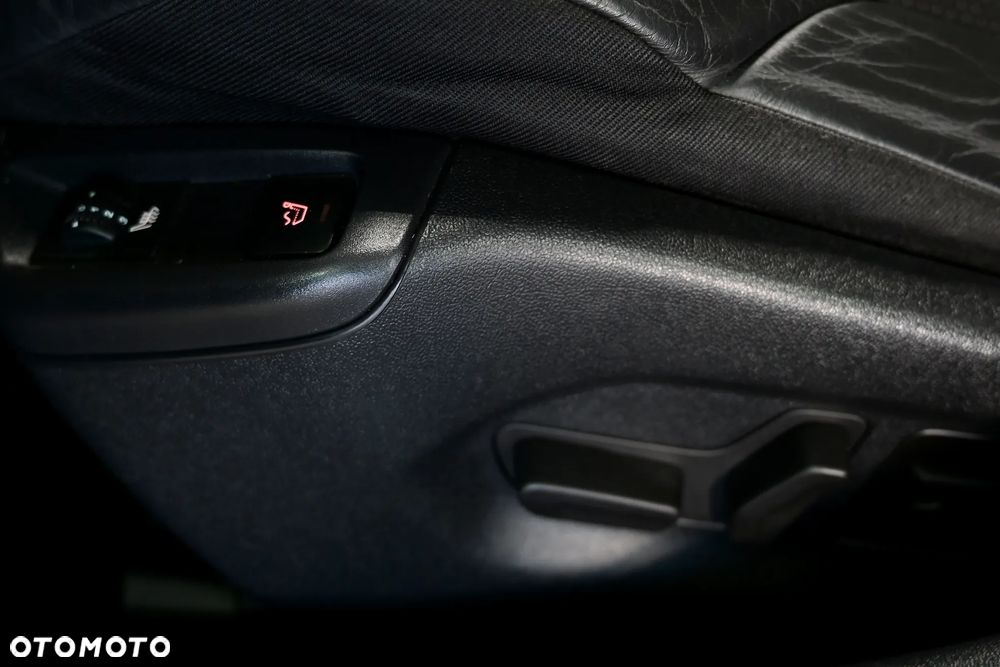 Citroën C5 2.0 16V Exclusive - 30