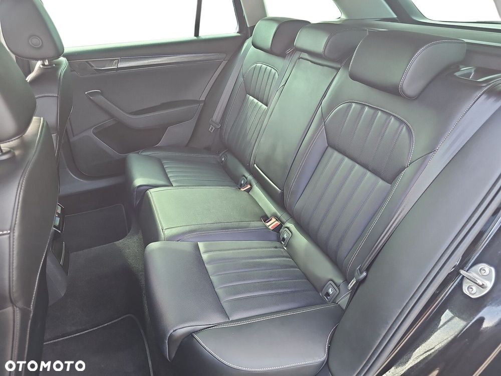 Skoda Superb 2.0 TDI SCR Style DSG - 11