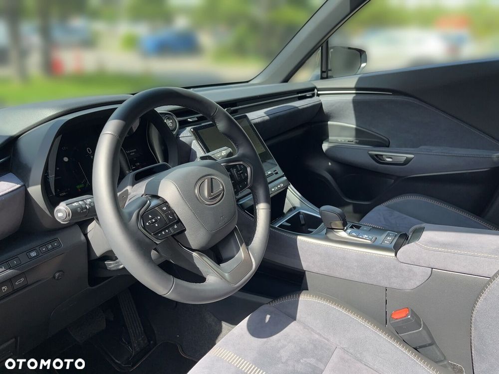 Lexus LBX 1.5 Hybrid Cool - 5
