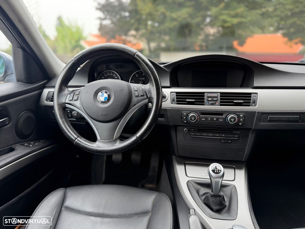 BMW 318 d DPF Edition Sport - 11