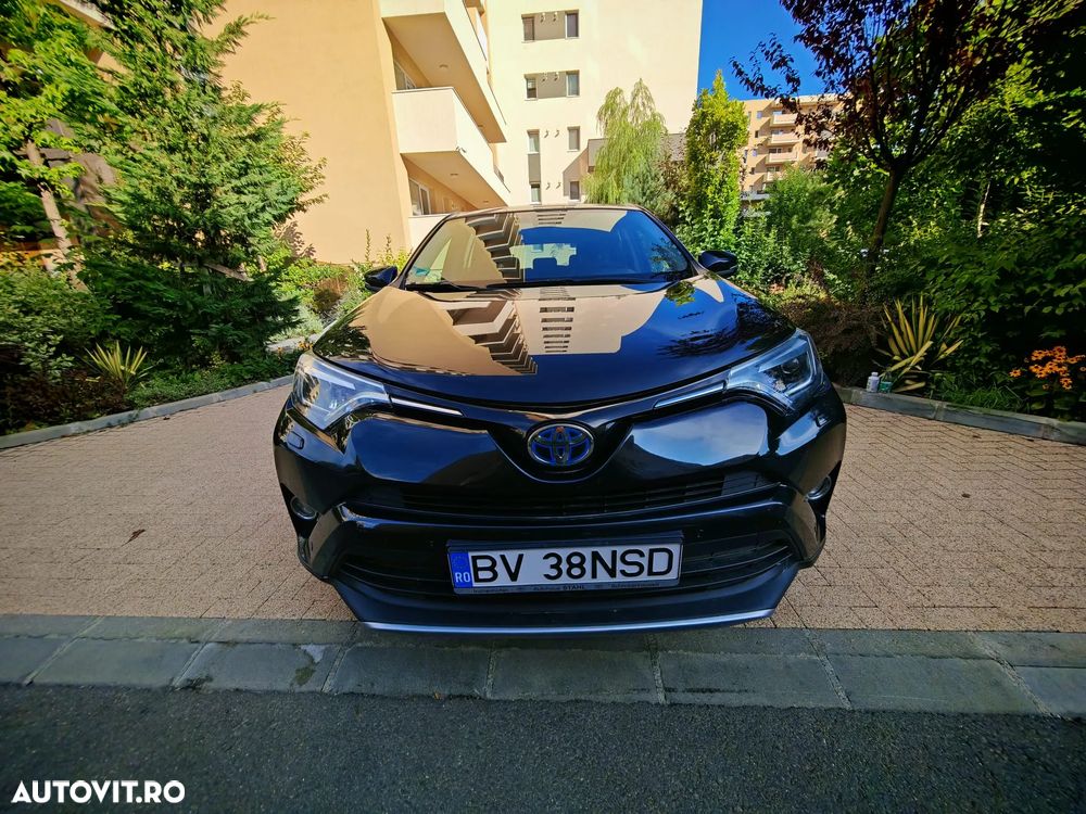 Toyota RAV4 - 2