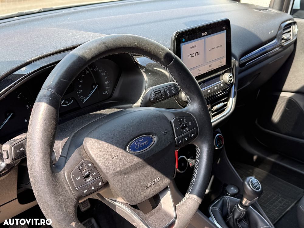 Ford Fiesta - 5